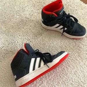 ADIDAS High top Youth size 2.5